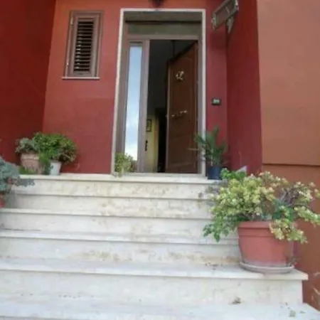 Casa Francesco Μόντικα