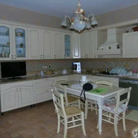 Πανσιόν Casa Francesco Μόντικα