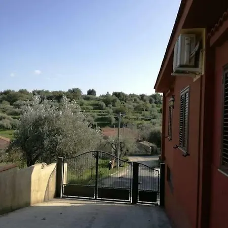 Πανσιόν Casa Francesco Μόντικα